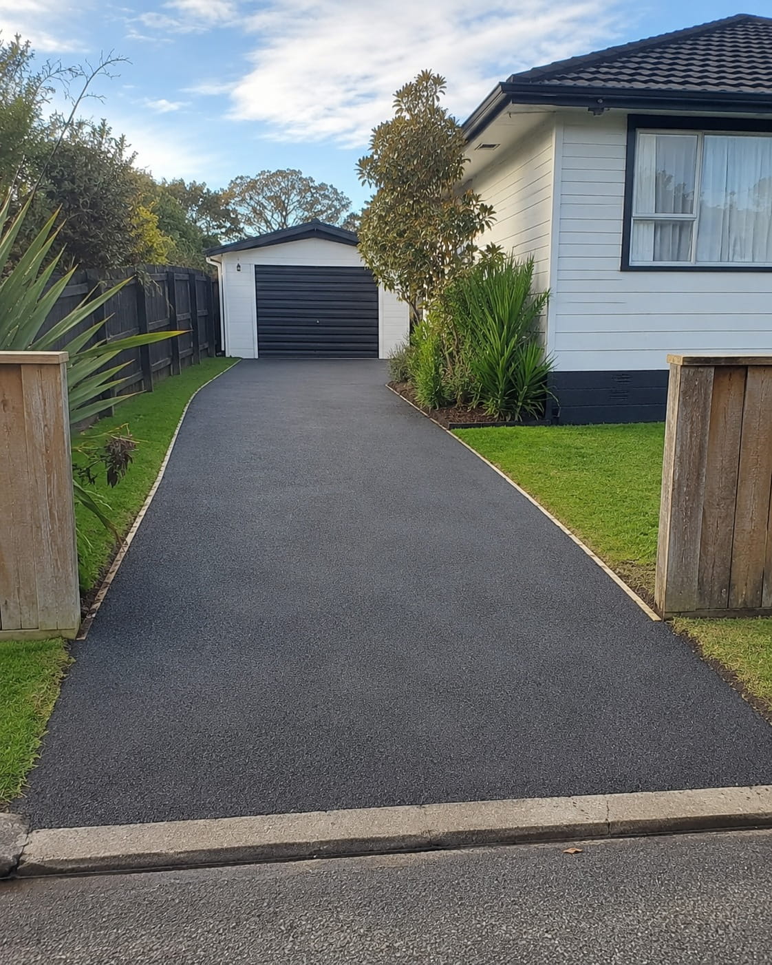Christchurch asphalt driveway contractors
